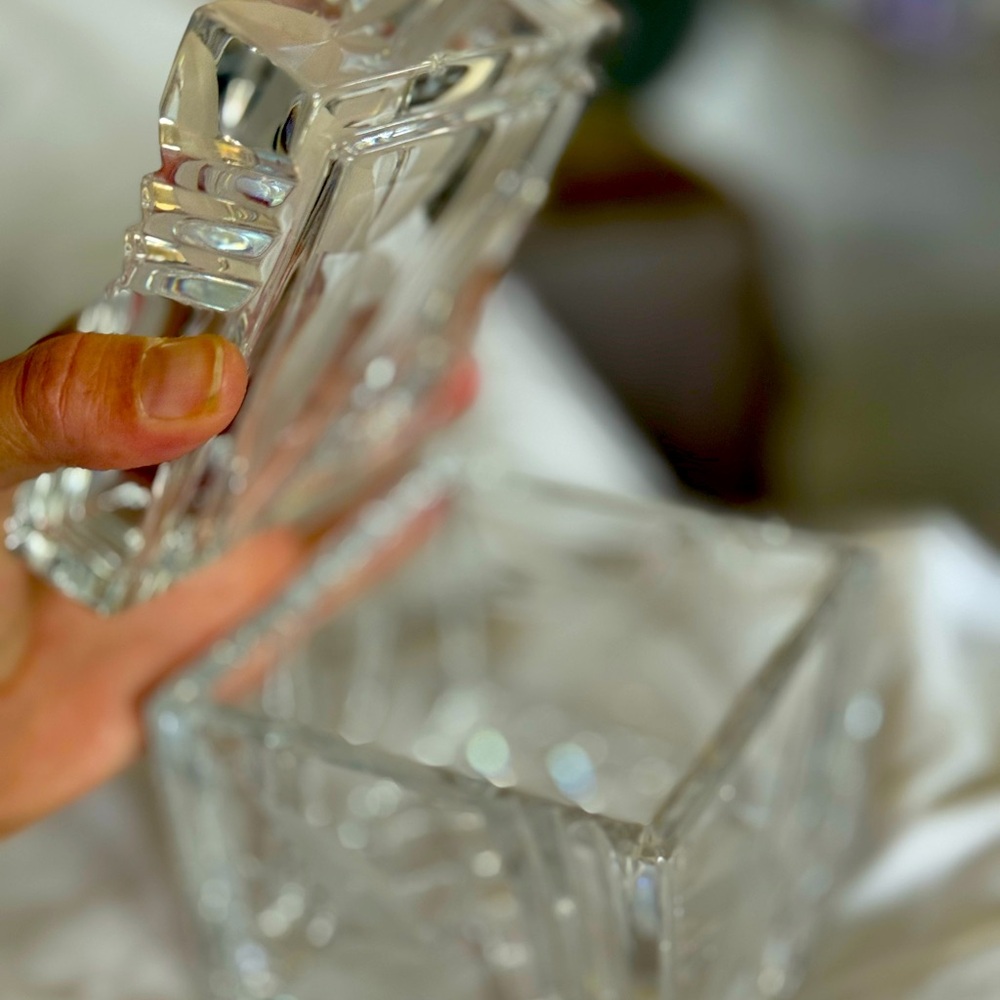 Elegant Clear Crystal Box